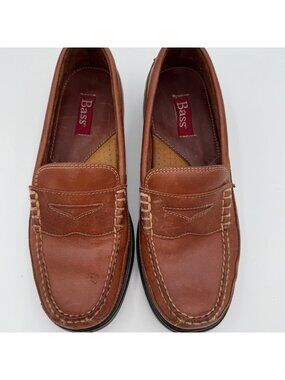 Bass Trader Leather Brown Mens Penny Loafer Size 9M Made in Brazil Sophisticated